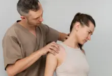 Dor no ombro e pescoço ao respirar