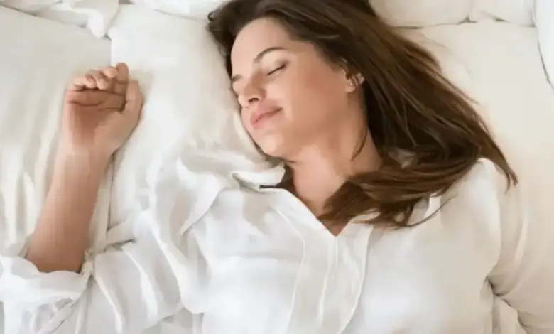 Melhor posição para dormir com dor no ombro