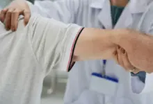 Pós-operatório de cirurgia de cotovelo