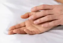 Tendinite no ombro causa dormência nas mãos