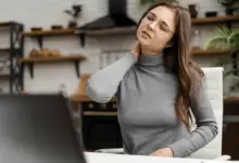 Bursite no ombro dói o pescoço